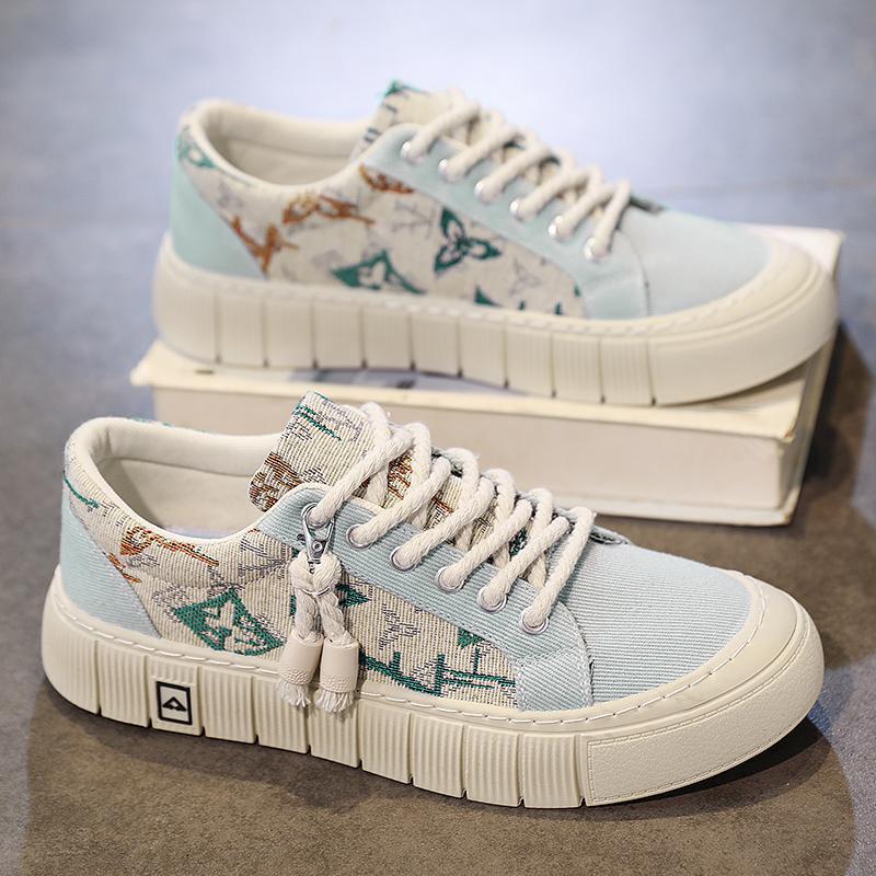 EverFlex™ Urban Sneakers