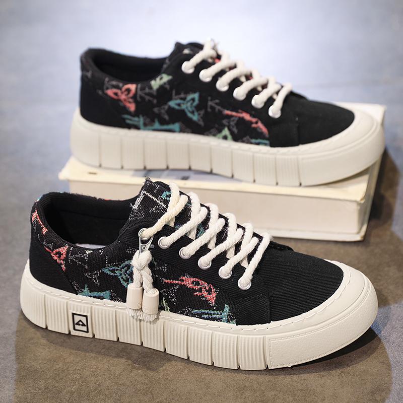 EverFlex™ Urban Sneakers